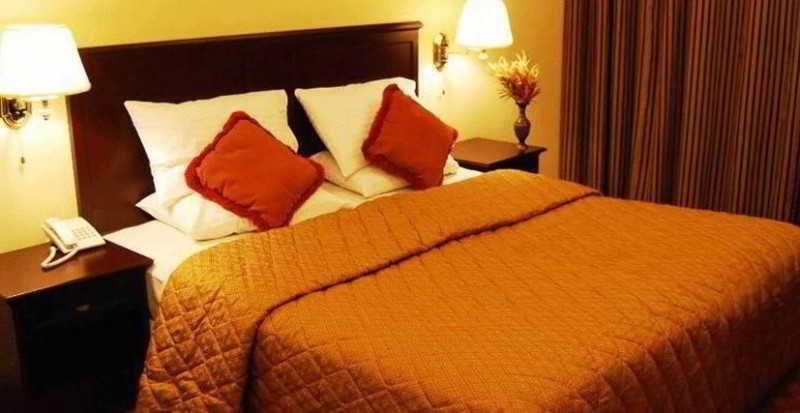Hotel Abjad Crown Dubai