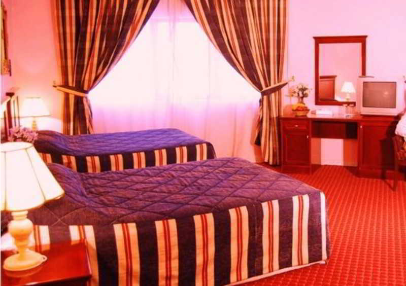 Abjad Crown 3*